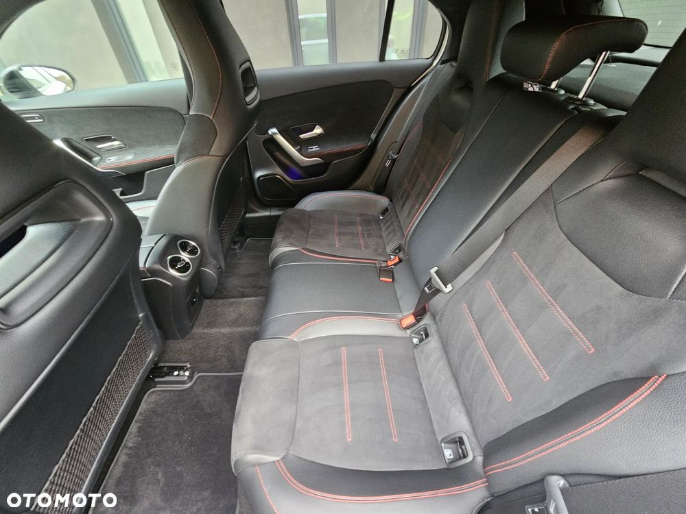 Mercedes-Benz Klasa A 200 AMG Line 7G-DCT - 18