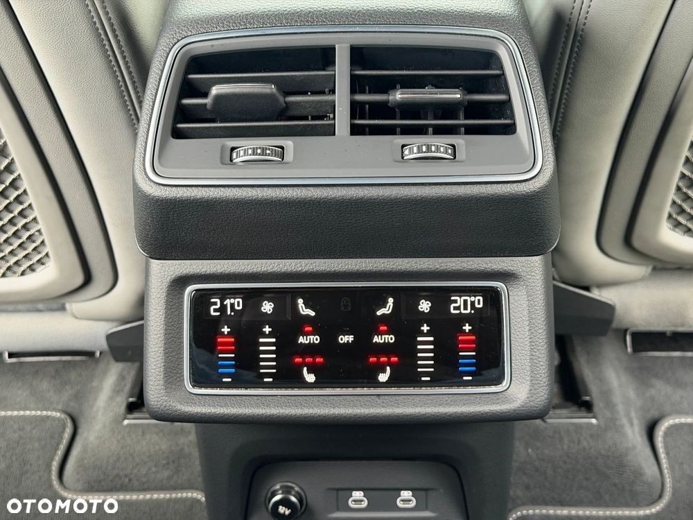 Audi e-tron S Quattro - 14