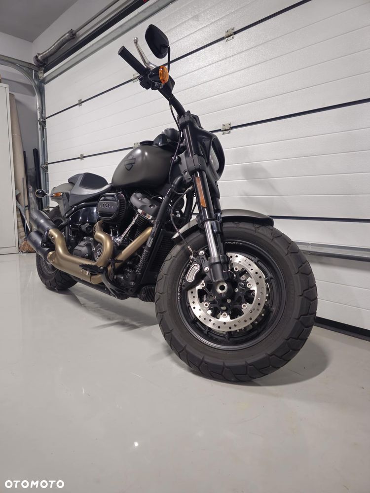 Harley-Davidson Softail Fat Bob - 2