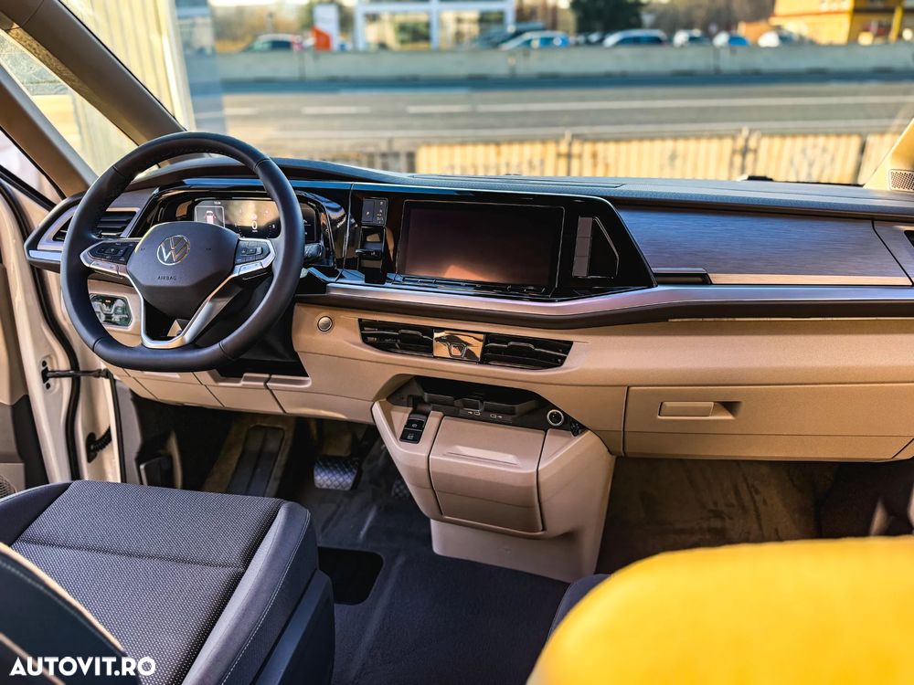 Volkswagen Multivan - 15