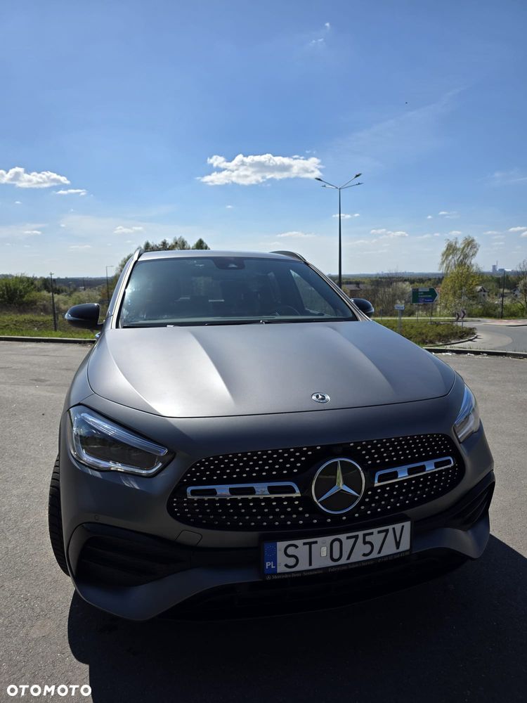 Mercedes-Benz GLA 180 d Business Edition - 12