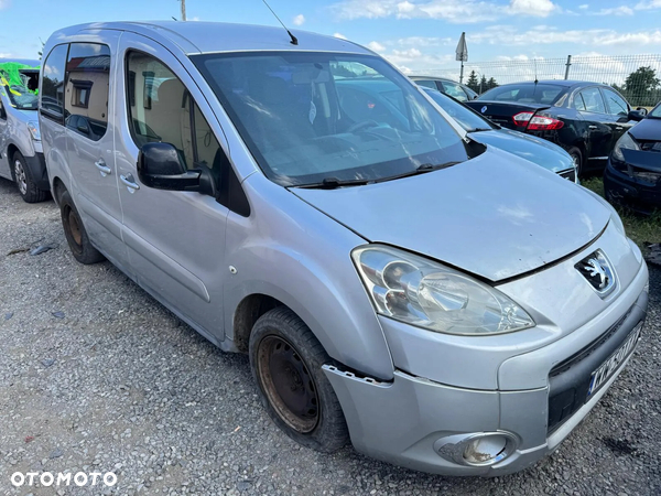 Peugeot Partner 2011 poj. 1.6 HDI - cały na części