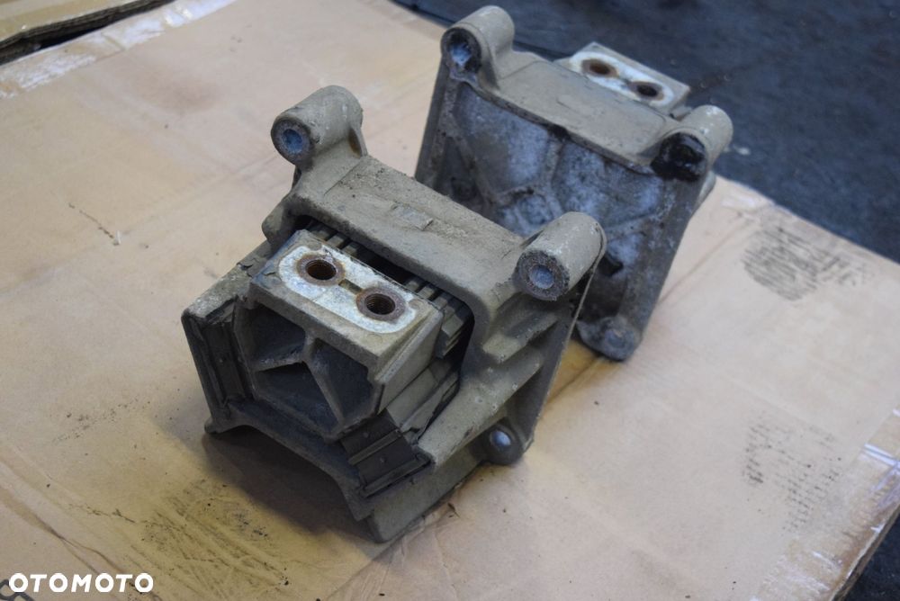 PODUSZKA SILNIKA LEWA/PRAWA TYLNA MAN TGL TGM - 2