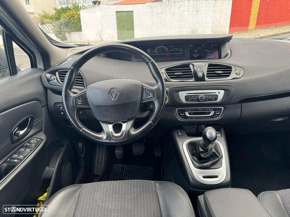 Renault Grand Scénic 1.5 dCi Bose Edition 7L - 37