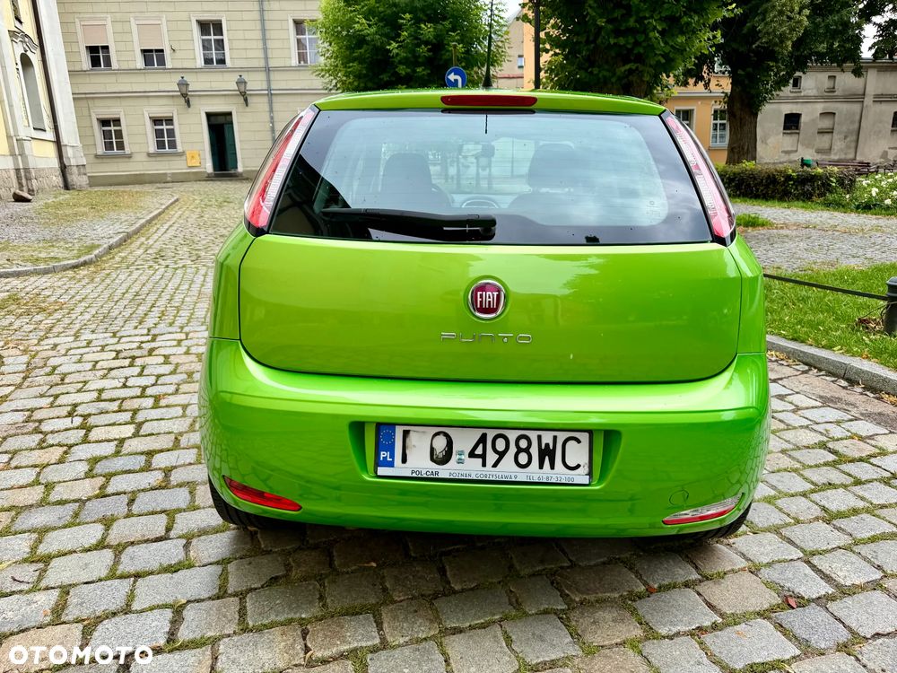 Fiat Punto 1.4 Young - 4