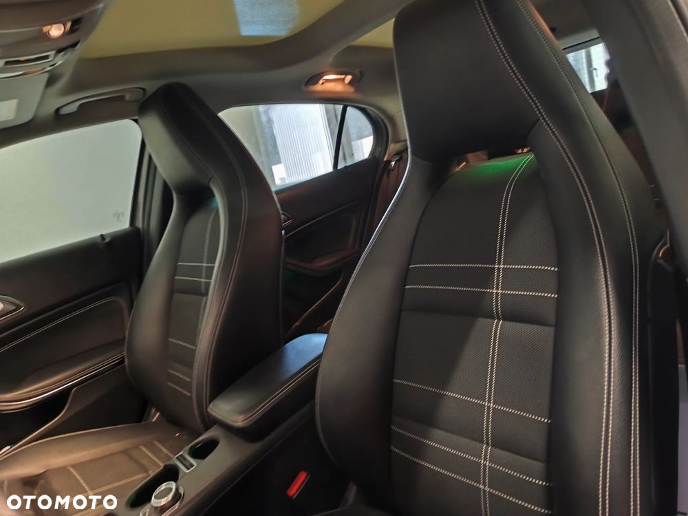 Mercedes-Benz GLA 250 4-Matic - 3