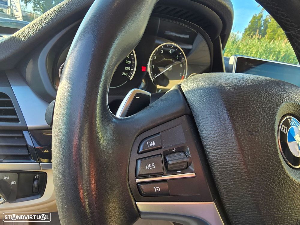 BMW X5 40e xDrive - 28