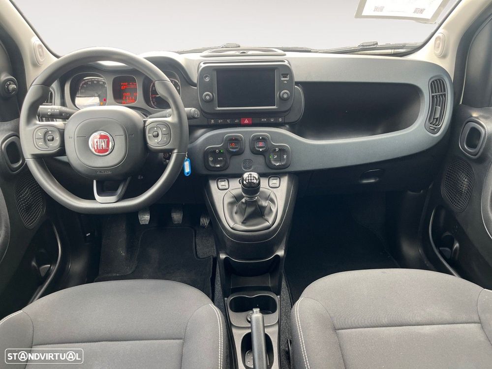 Fiat Panda 1.0 Hybrid City Cross — fotografia 11