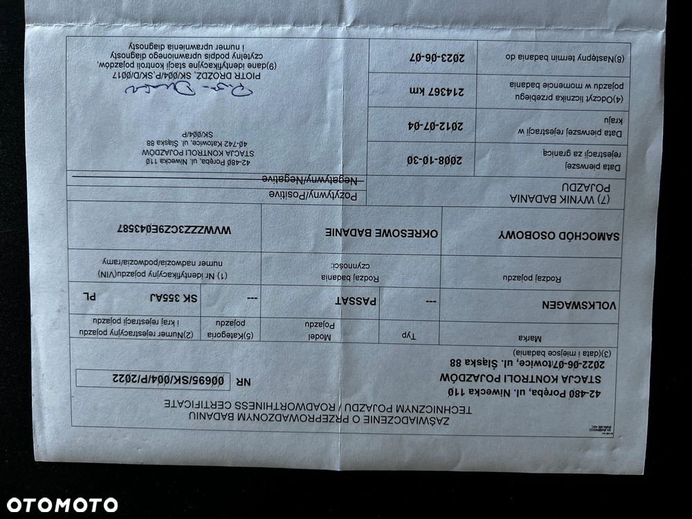 Volkswagen Passat 1.9 TDI DPF BlueMotion - 32