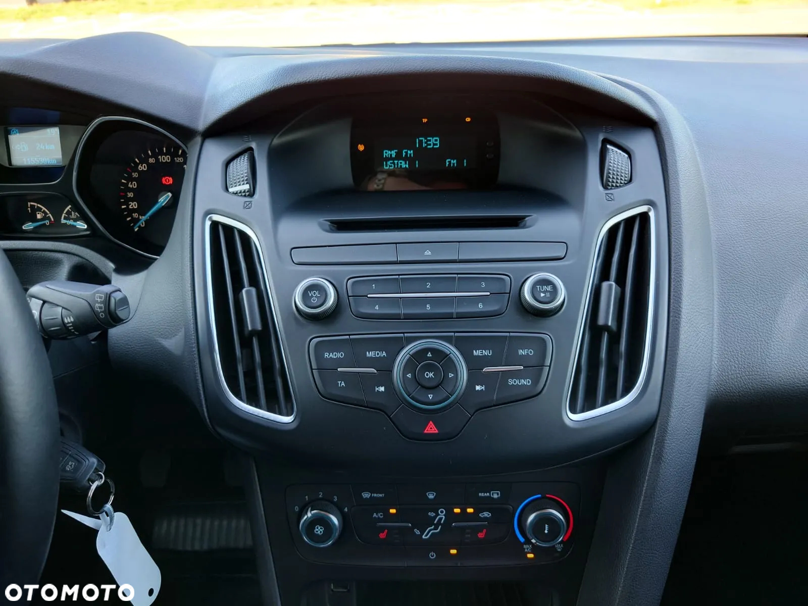 Ford Focus - 29