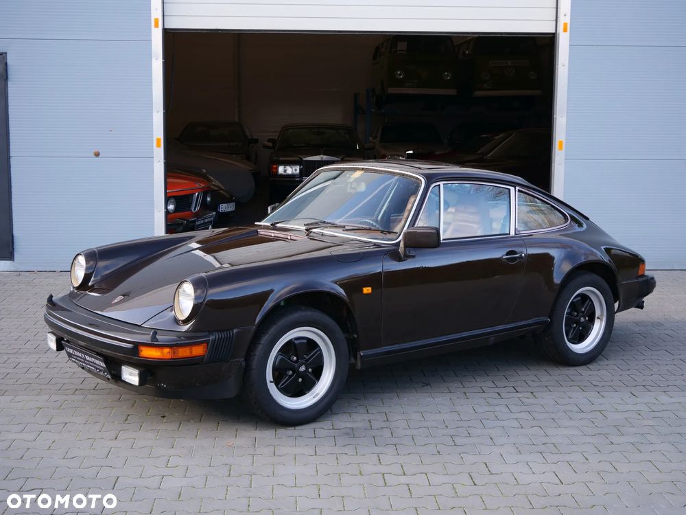 Porsche 911 - 10