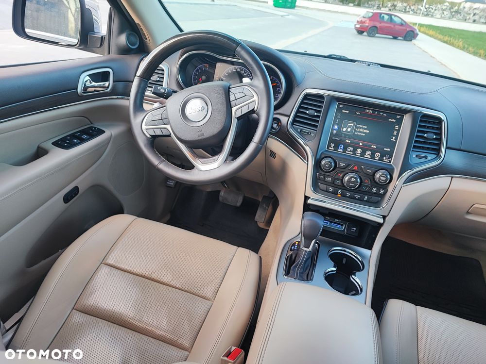 Jeep Grand Cherokee 3.6 V6 Overland - 26