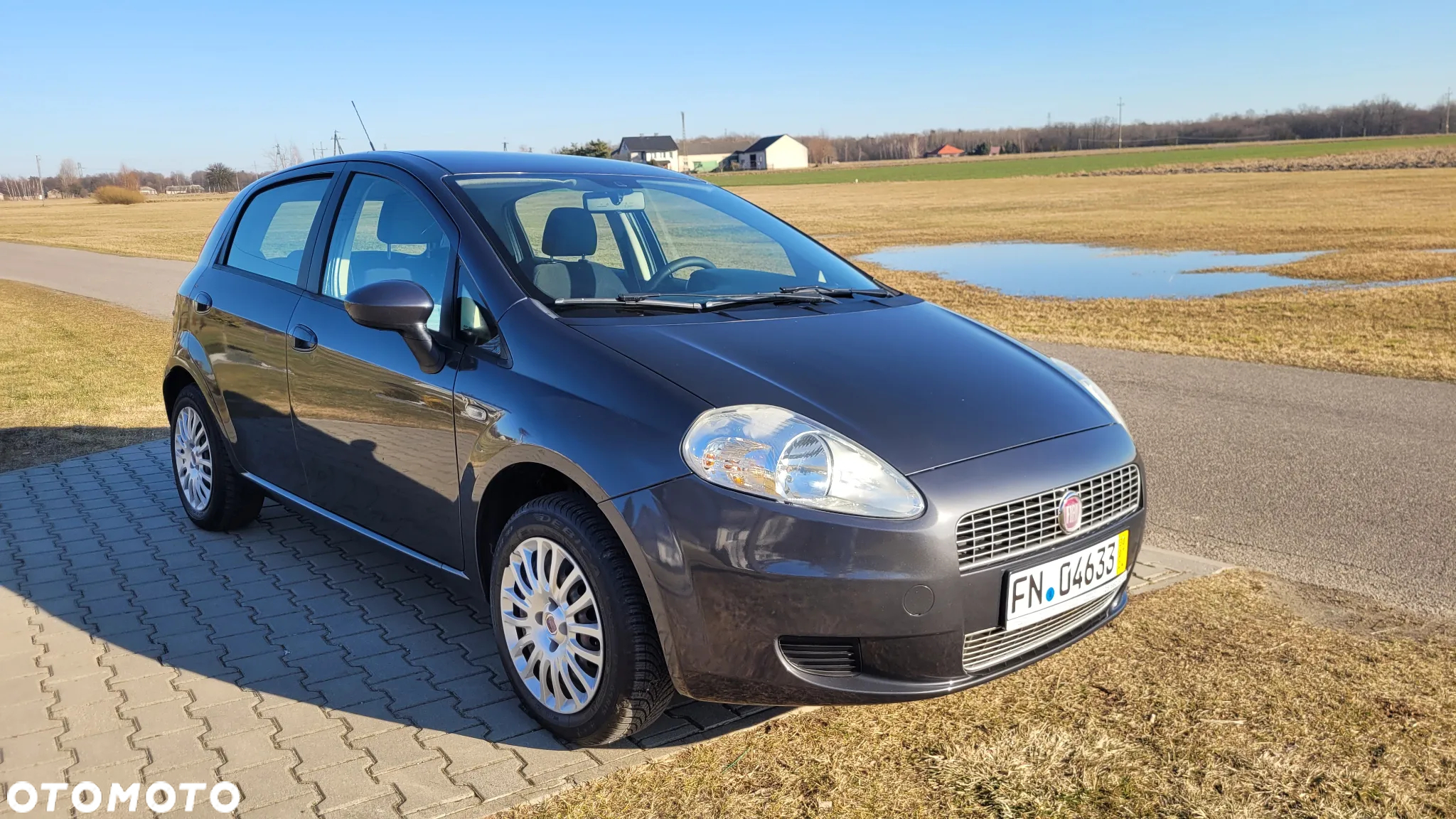 Fiat Grande Punto - 4
