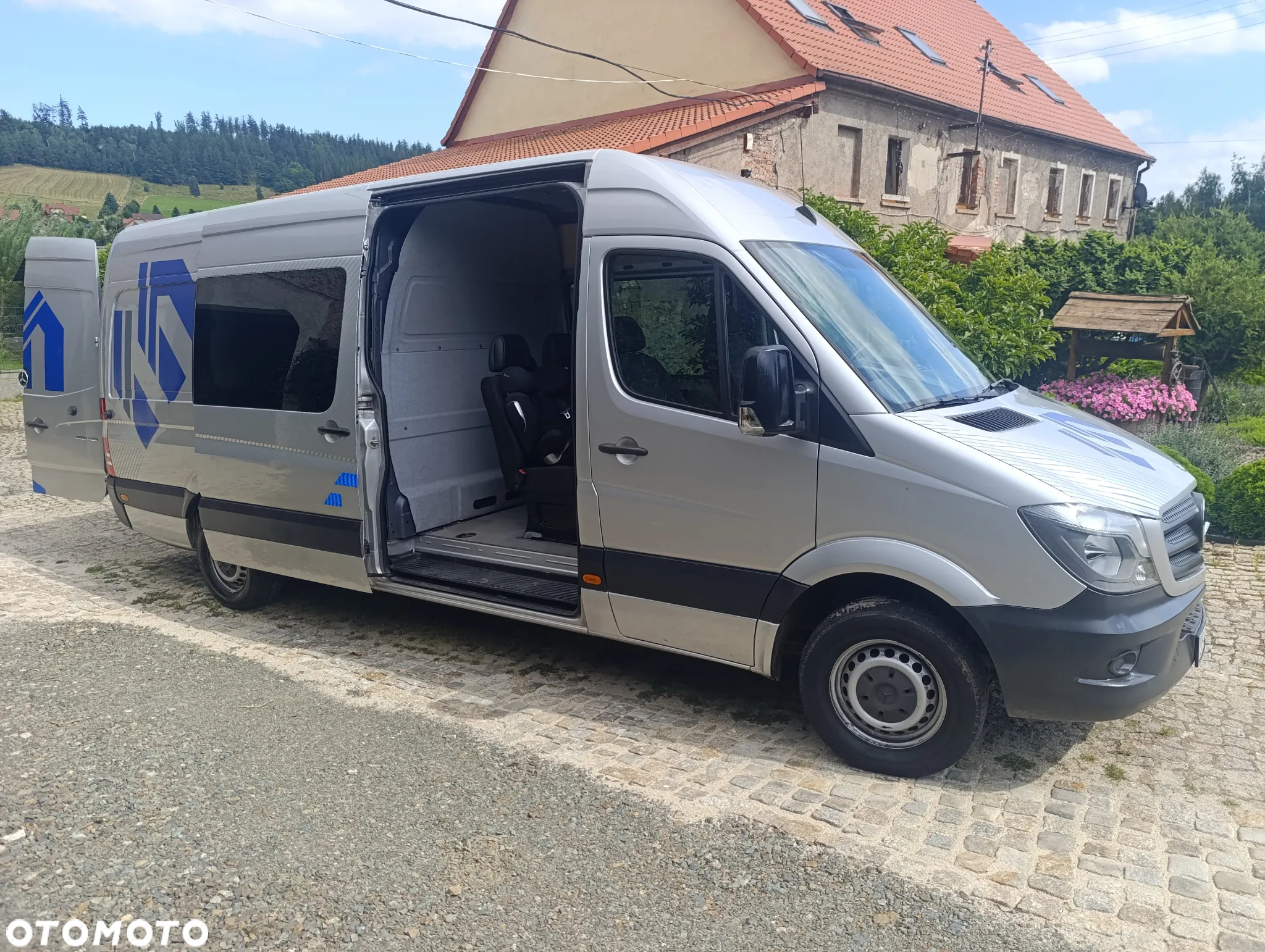Mercedes-Benz Sprinter - 8