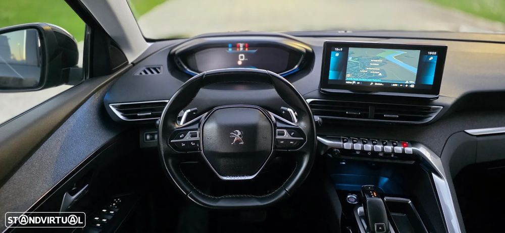 Peugeot 5008 PureTech 130 EAT8 Stop & Start Allure Pack - 11