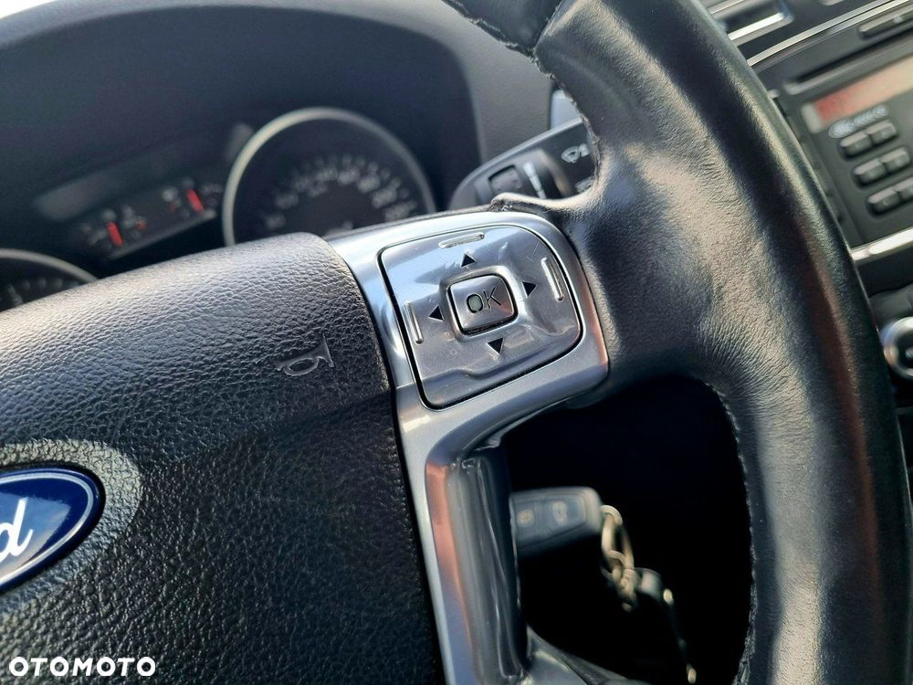 Ford Mondeo 2.0 TDCi Trend - 17