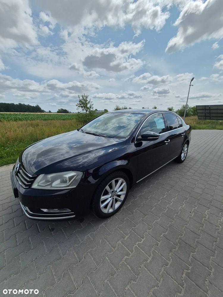 Volkswagen Passat 2.0 TDI Comfortline - 10