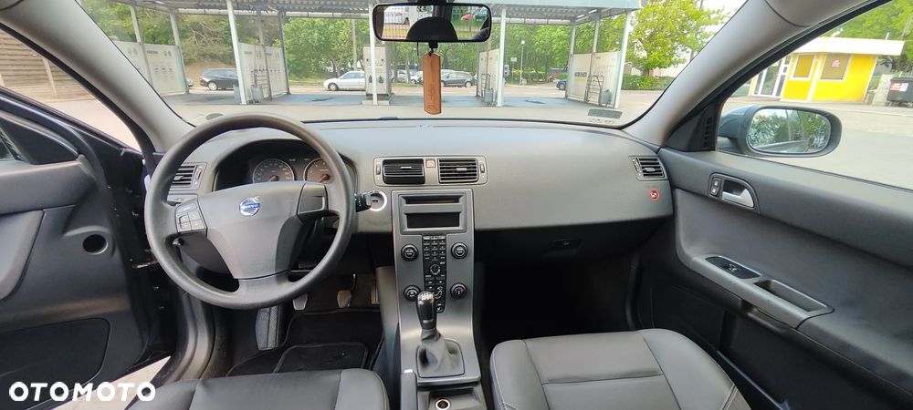 Volvo V50 1.8 - 10