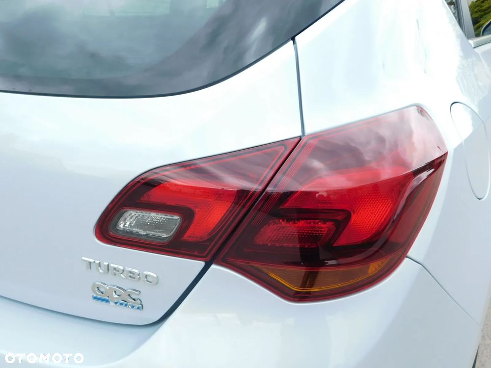 Opel Astra 1.4 Turbo Innovation - 10