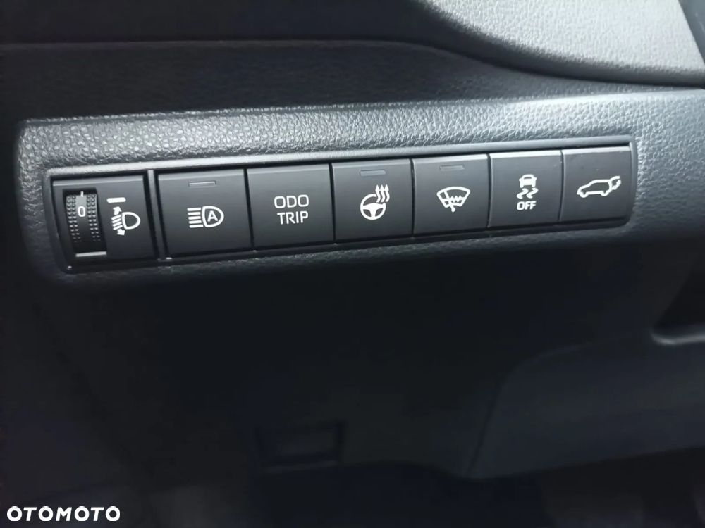 Toyota Corolla 1.8 Hybrid Style - 36