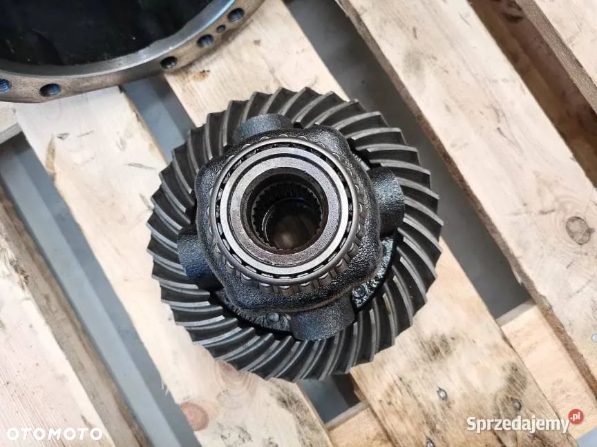 Oś napędowa Spicer 357 212 302  734 458 Manitou MRT - 9