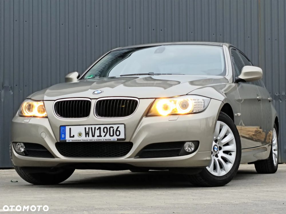 BMW Seria 3 318i Edition Exclusive - 10