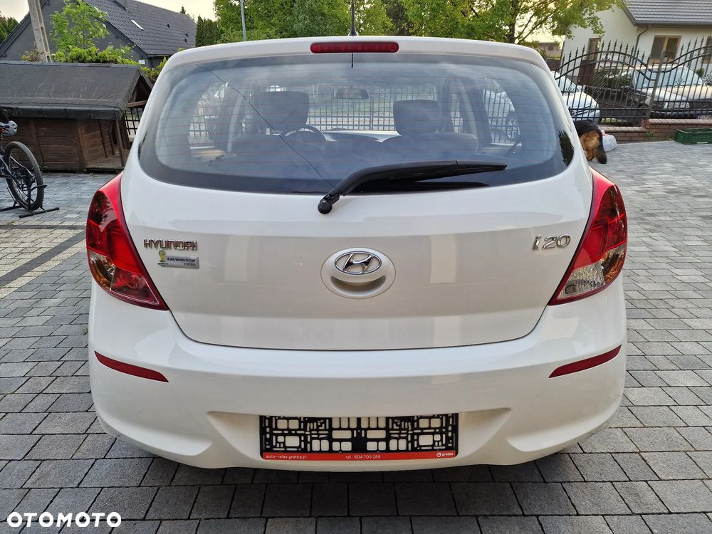 Hyundai i20 1.2 Fifa World Cup Edition - 6