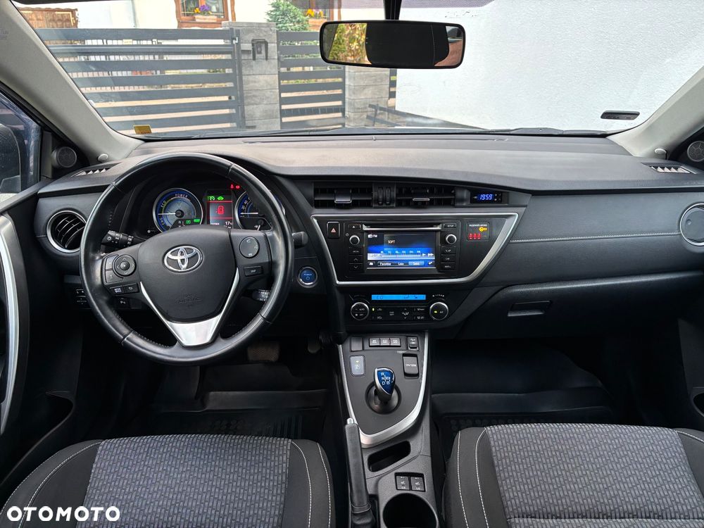 Toyota Auris 1.8 HSD Prestige NAVI - 35