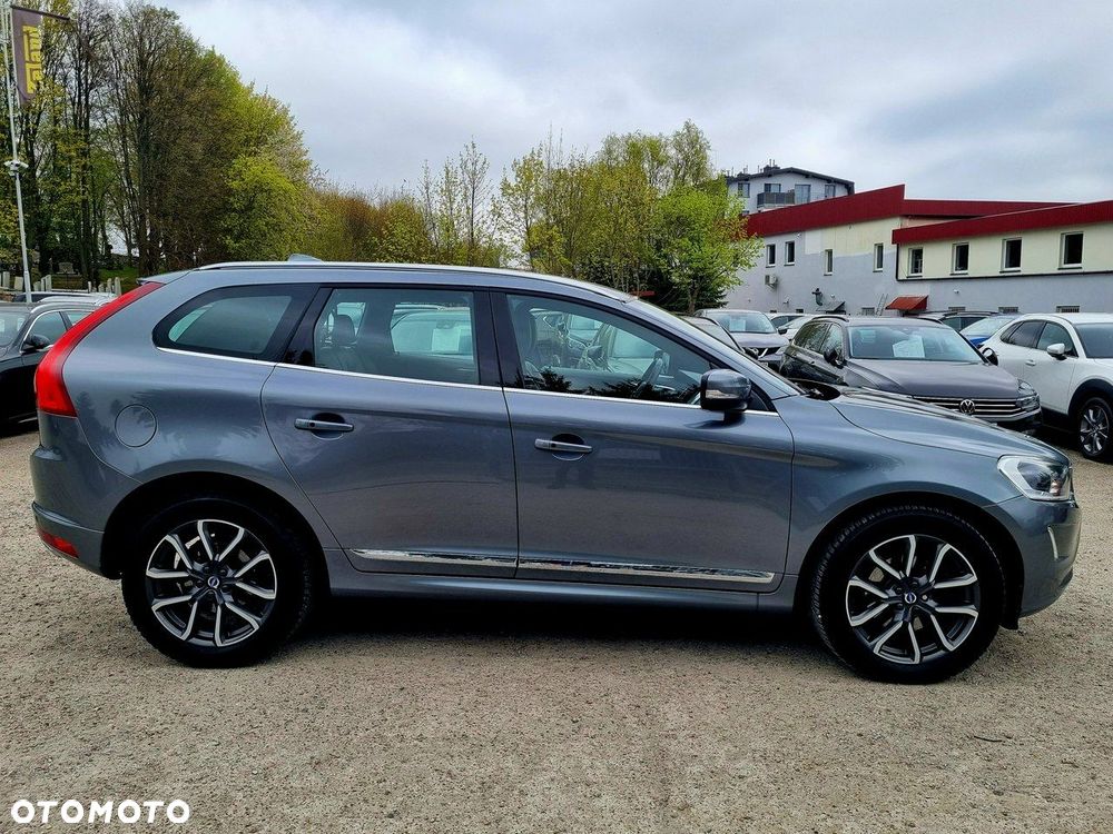 Volvo XC 60 D4 Geartronic Summum - 4