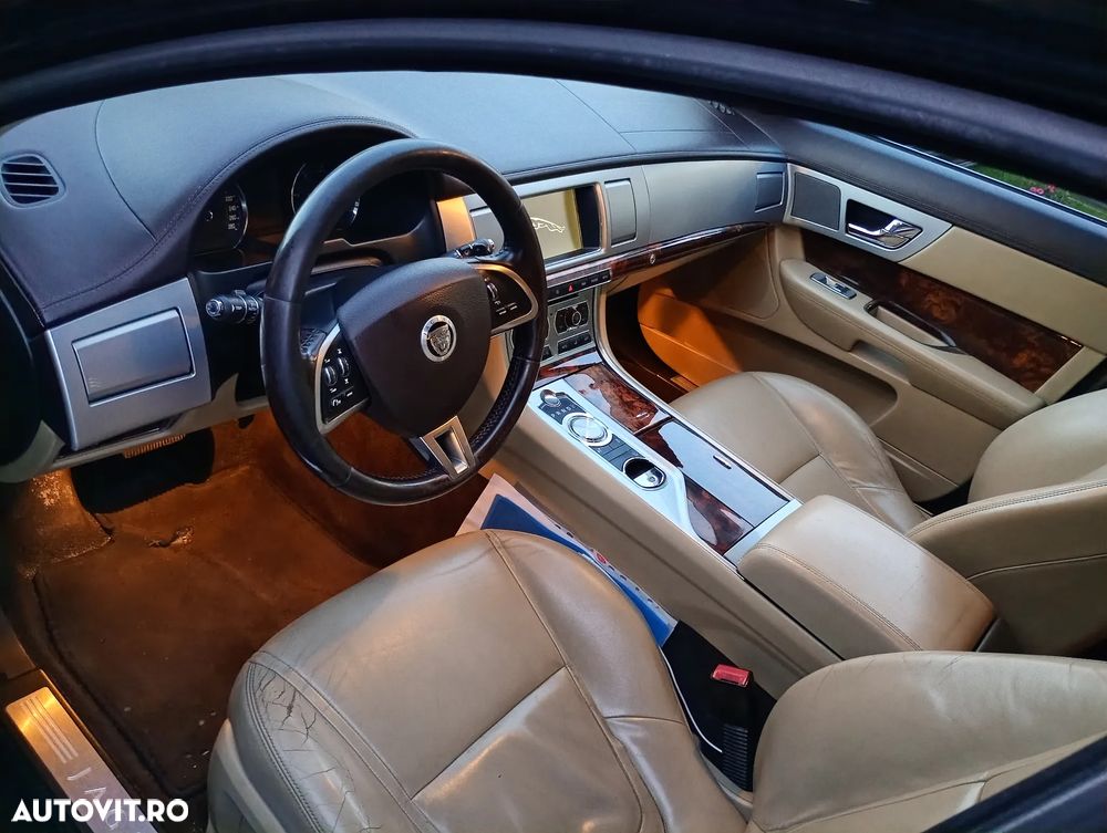 JAGUAR XF 2011 — imagine 5