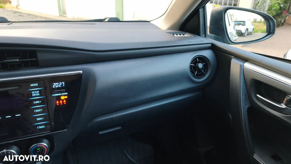 Toyota Corolla 1.6 Valvematic Terra - 23