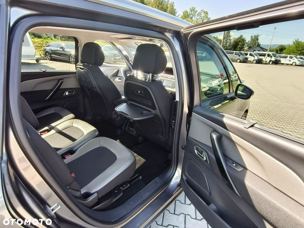 Citroën C4 Grand Picasso - 16