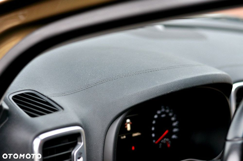 Kia Sportage 2.0 CRDI 4WD Automatik Dream-Team Edition - 19