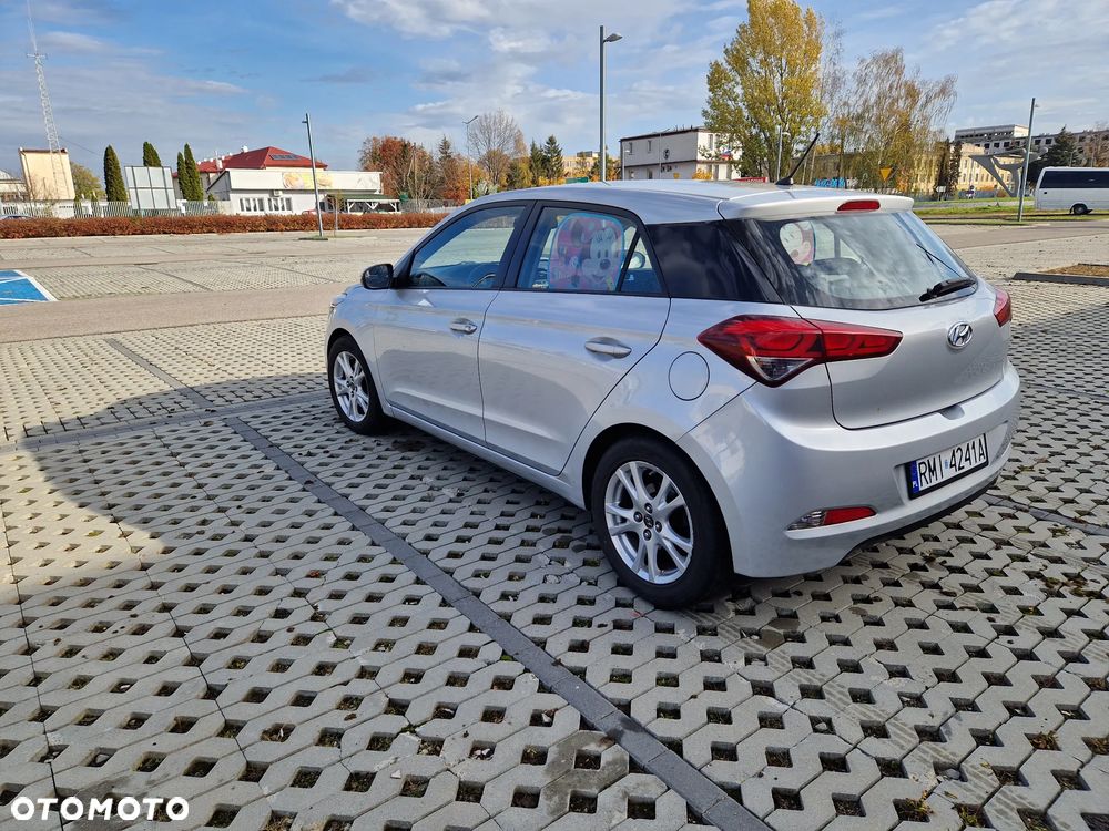 Hyundai i20 1.1 CRDi Classic + - 3
