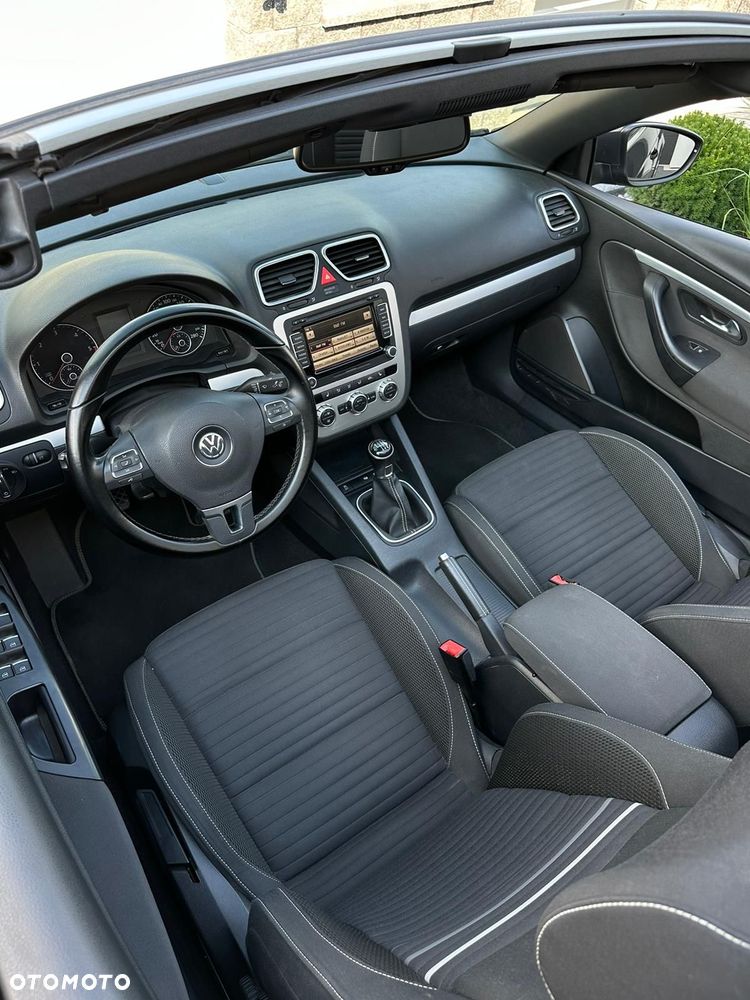 Volkswagen Eos 2.0 TDI DPF BlueMotion Technology Cup - 27