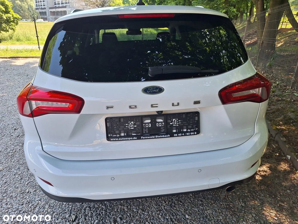 Ford Focus - 8