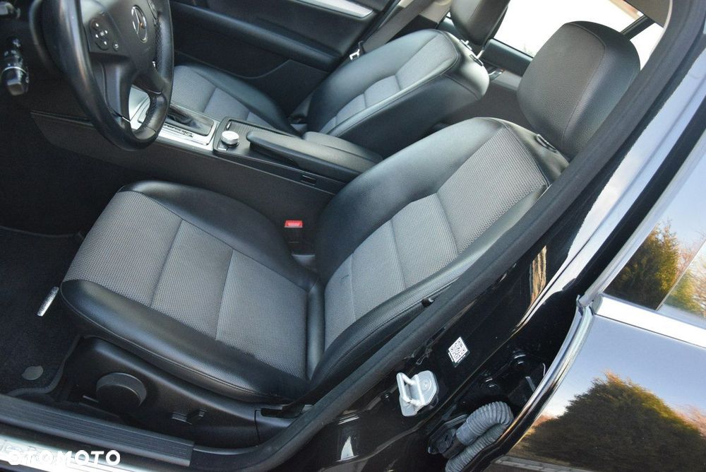 Mercedes-Benz Klasa C - 28