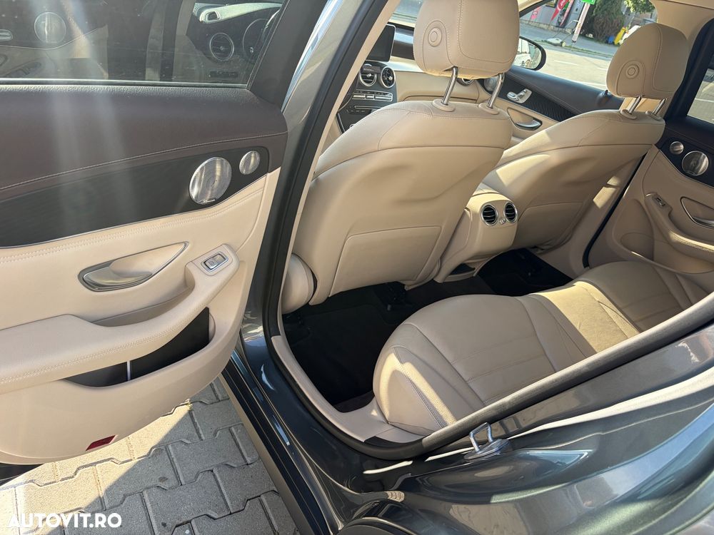 Mercedes-Benz GLC - 6