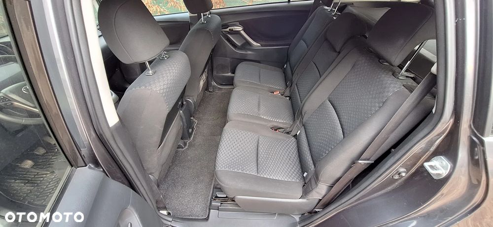 Toyota Verso 2.0 D-4D Luna - 8