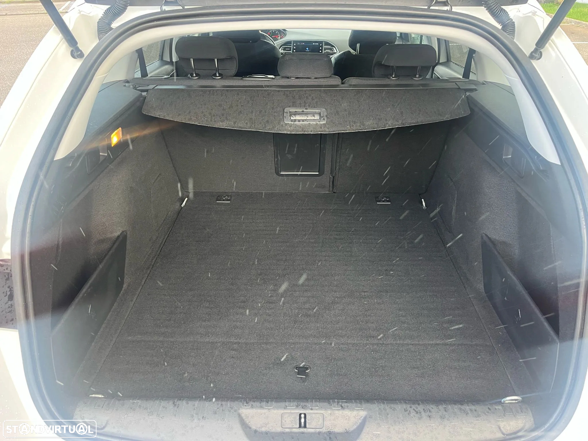 Peugeot 308 SW 1.5 BlueHDi Allure Pack - 13