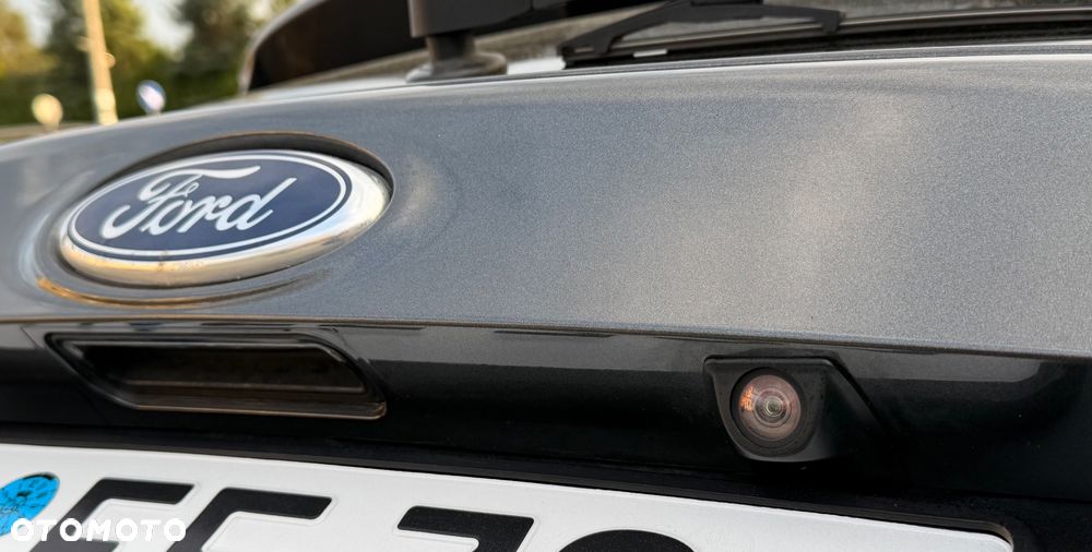 Ford Focus - 36