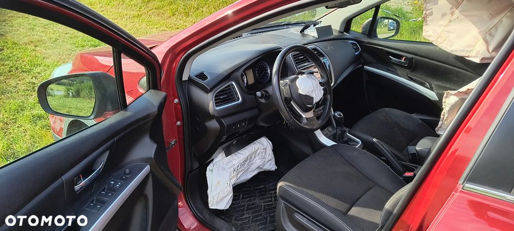 Suzuki S-Cross - 6