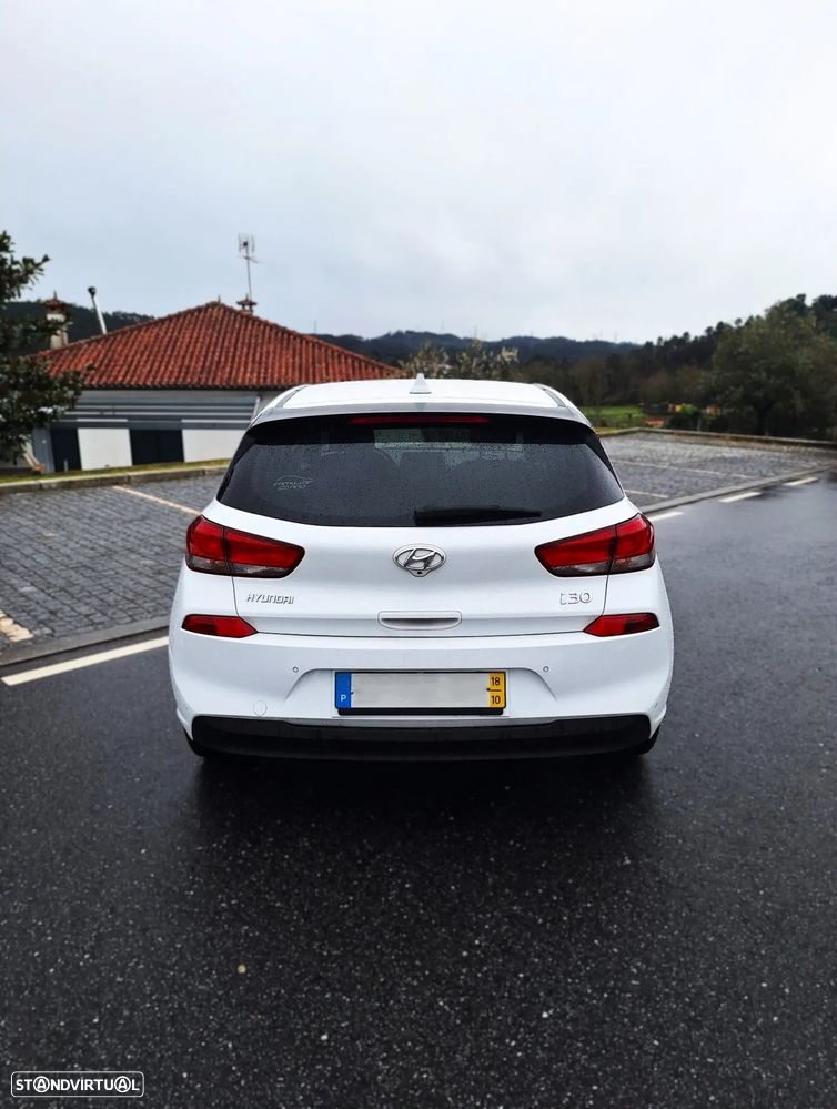 Hyundai i30 1.6 CRDI STyle - 8