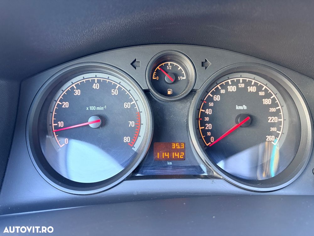 Opel Astra 1.6 - 4
