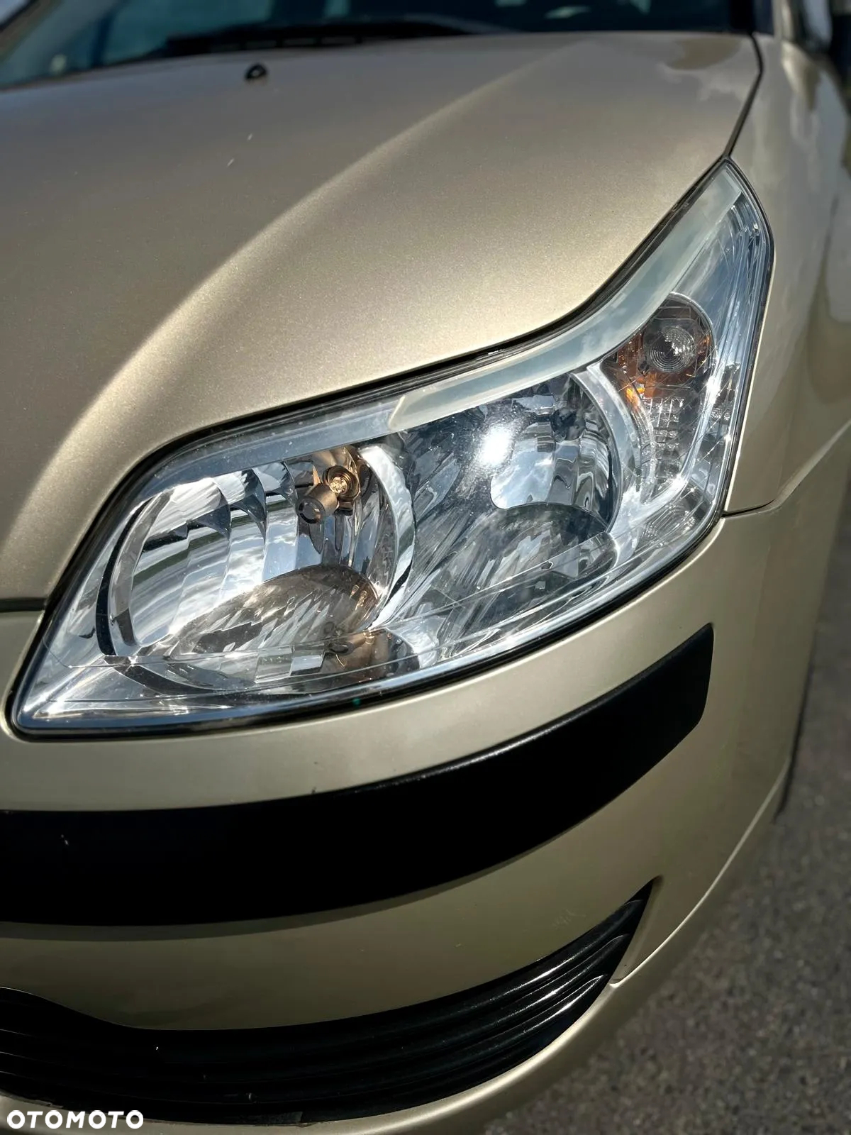 Citroën C4 1.6 16V Confort - 7