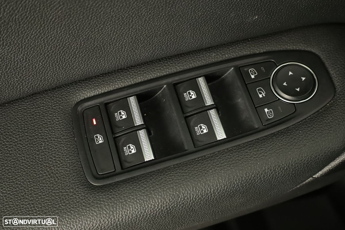 Renault Captur 1.0 TCe Techno Bi-Fuel - 22