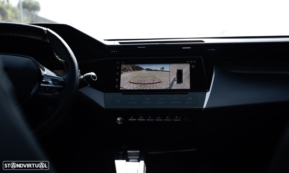 Peugeot 308 PureTech 130 EAT8 GT - 4