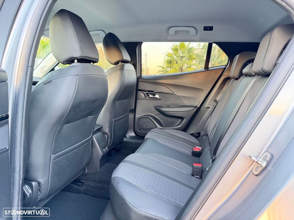 Peugeot 2008 1.5 BlueHDi Allure - 26