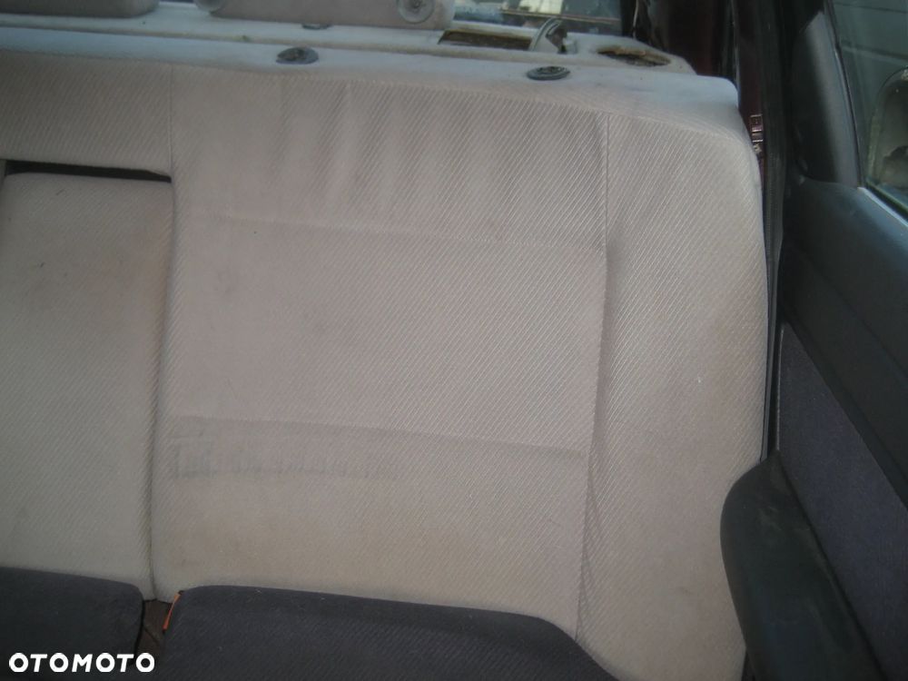 audi 100 c4 sedan 90-94r siedzenie kanapa tył zagłówki - 2