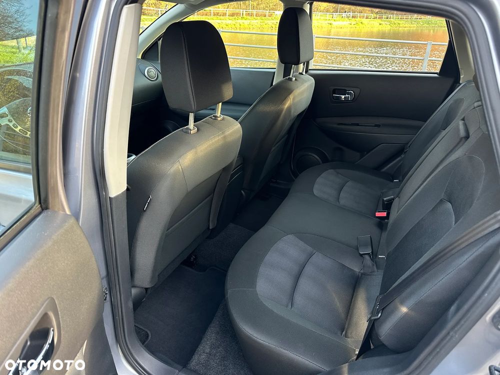 Nissan Qashqai 2.0 4 x 4 tekna - 15